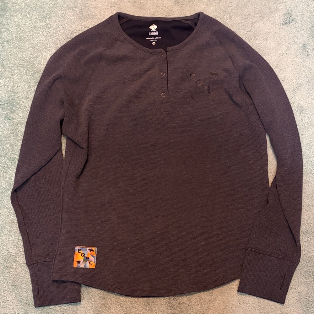 Rabbit Long Sleeve Henley Thermal Tee in Dark Charcoal